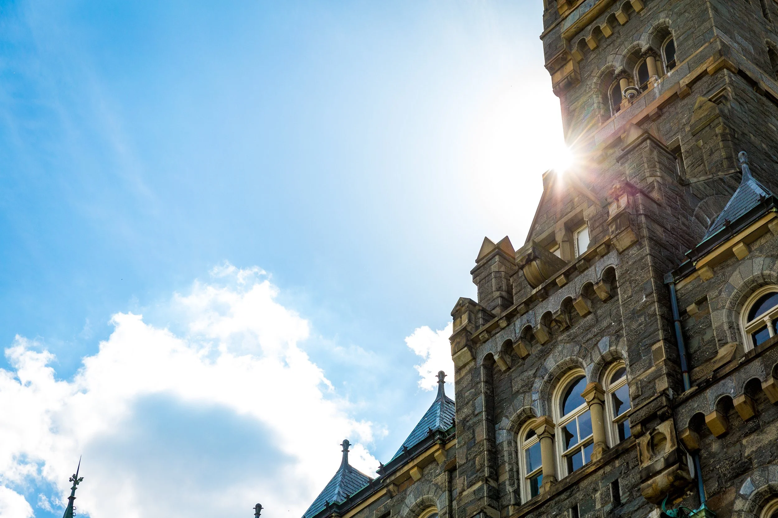20170412_HealyHall_SunFlare-2.jpg
